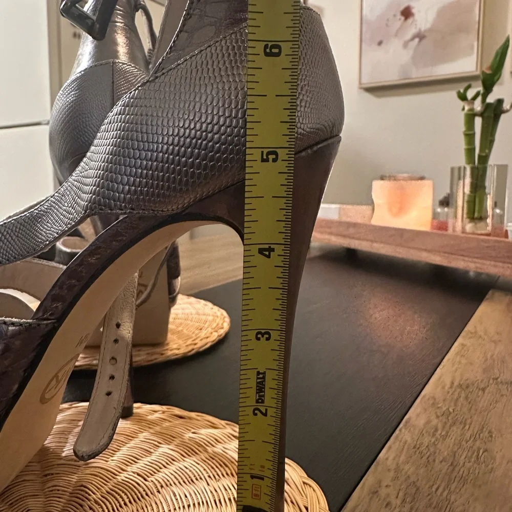 Black High Heel Strappy Sandals - Picture 4 of 4